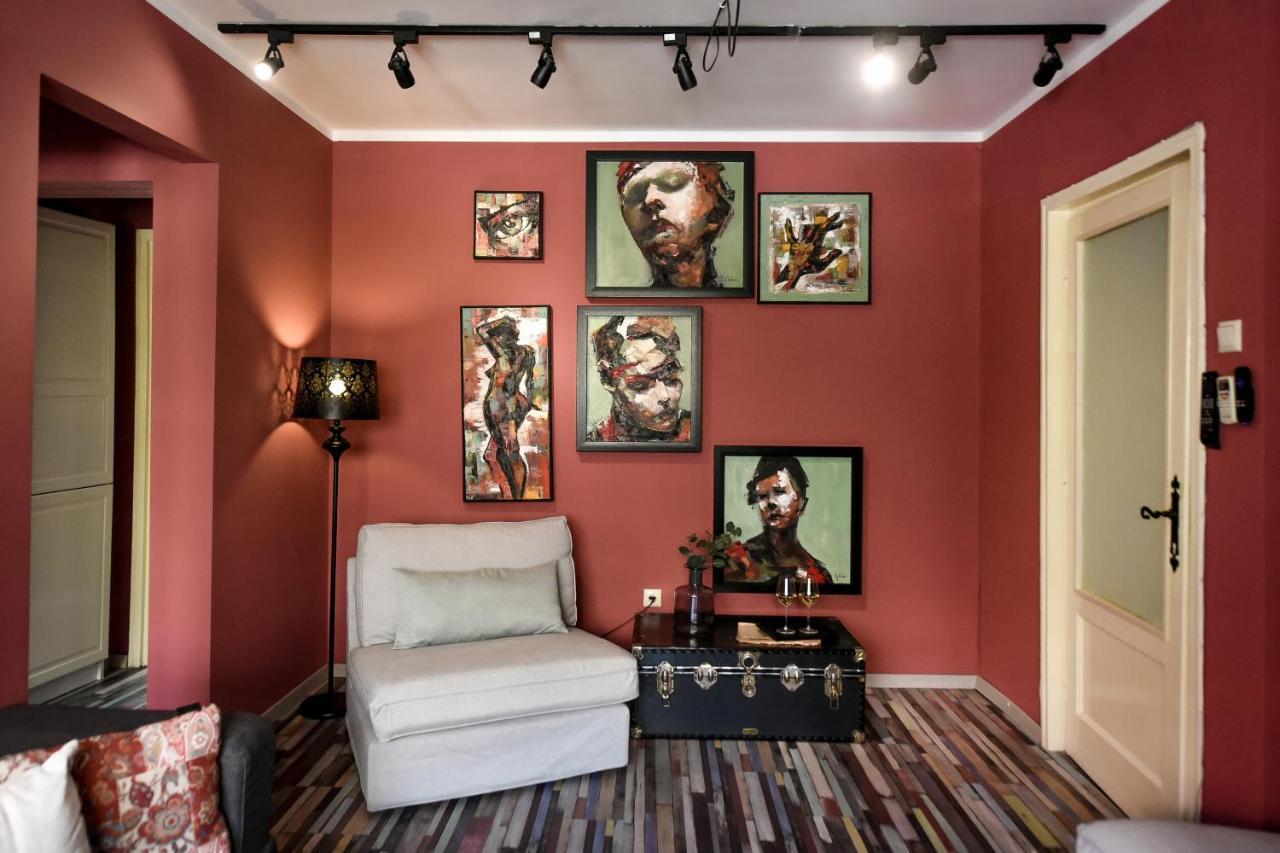 Captivating Old Town Apartment Bucarest Esterno foto