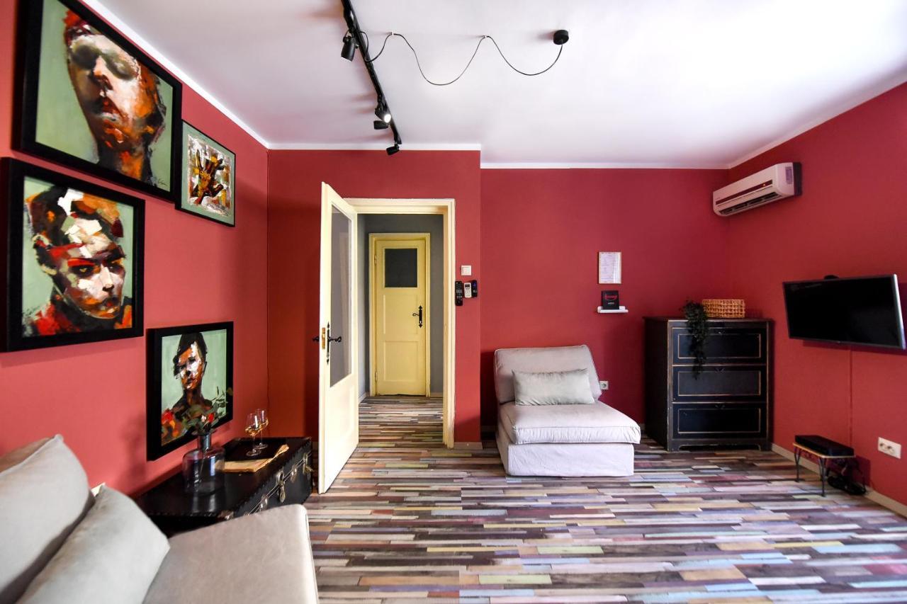 Captivating Old Town Apartment Bucarest Esterno foto