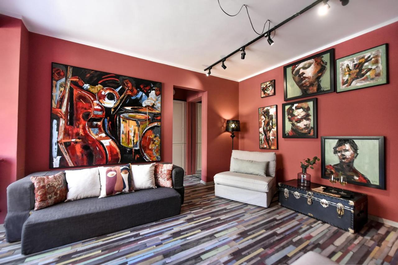 Captivating Old Town Apartment Bucarest Esterno foto