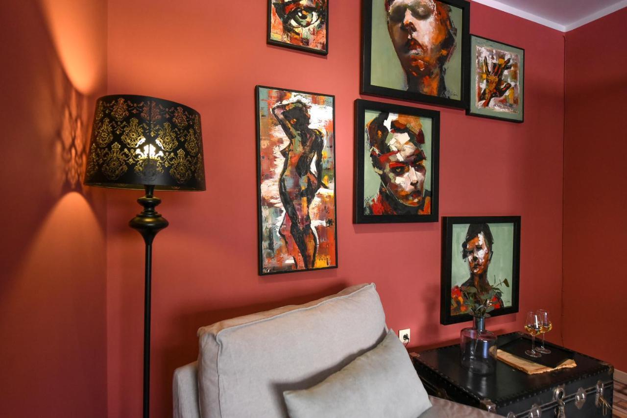 Captivating Old Town Apartment Bucarest Esterno foto