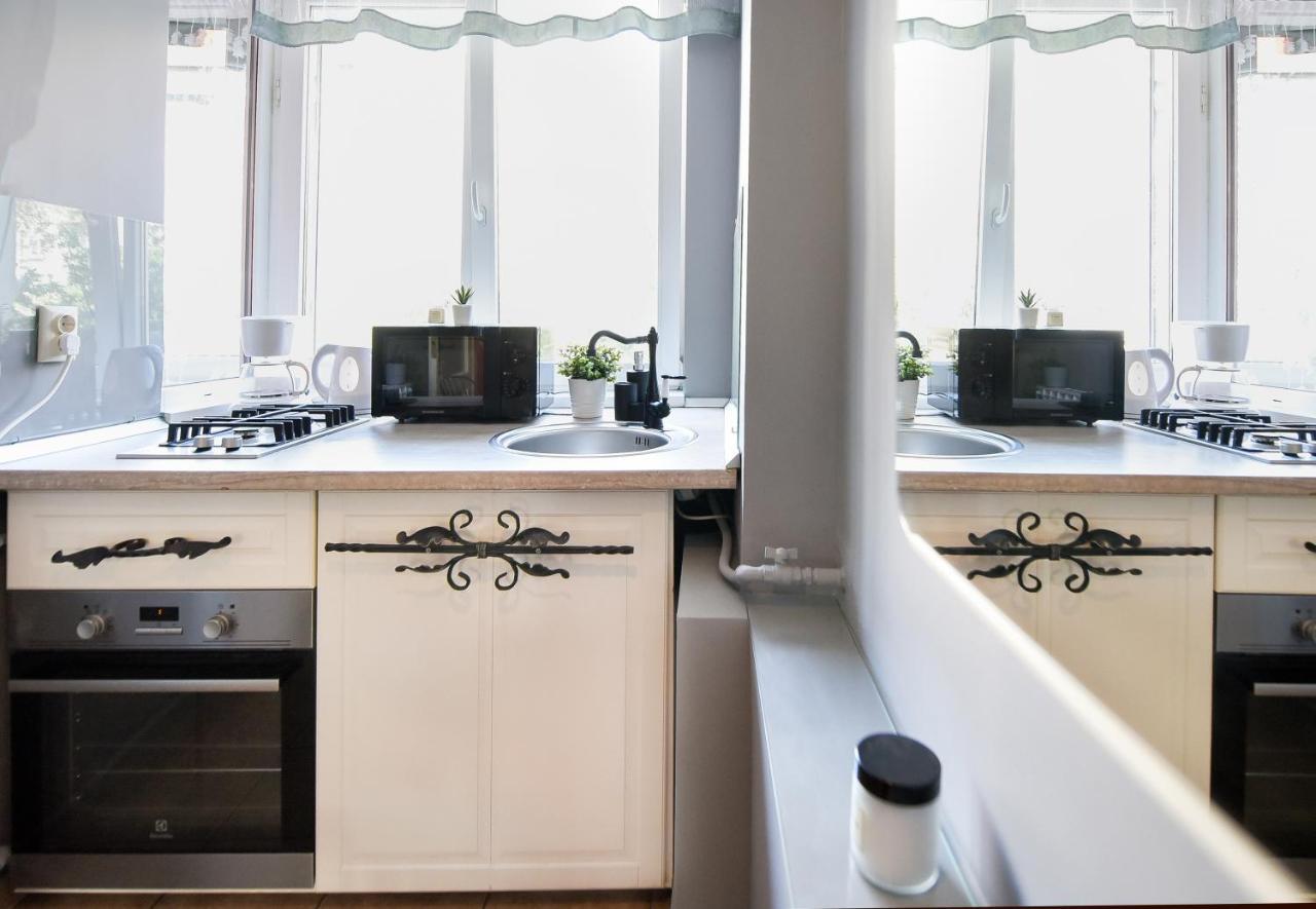 Captivating Old Town Apartment Bucarest Esterno foto